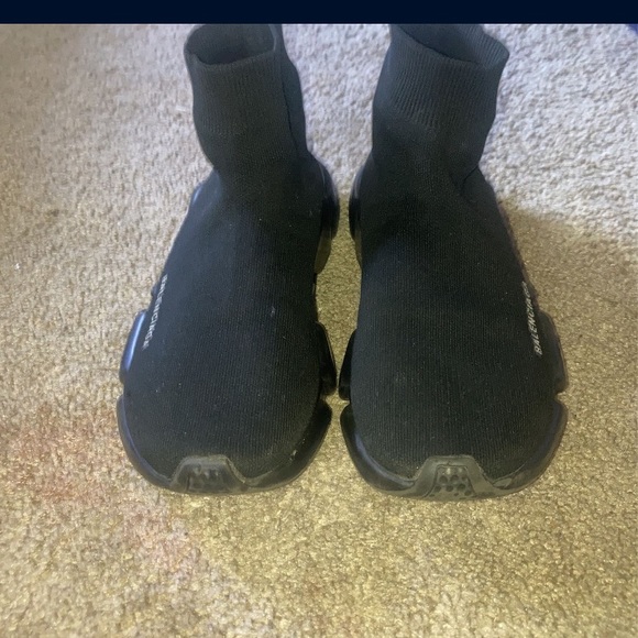 Still in good condition speed trainers . I paid 750 for these - Picture 3 of 3